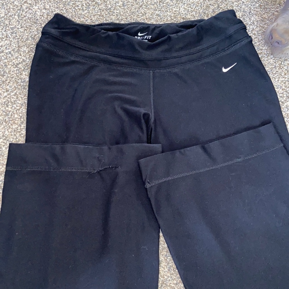 NIKE YOGA PANTS